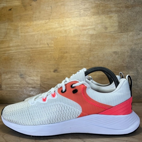 Under Armour Charged Breathe TR3 Womens Size 9.5 Training Shoes Sneakers White - Picture 4 of 10